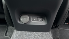 Volvo XC40 2.0 B3P Plus Dark 5dr Auto Petrol Estate